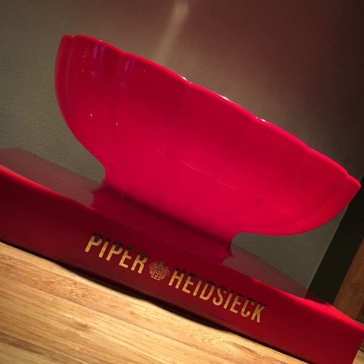 Big Bottle bucket Champagne Piper-Heidsieck Jaime Hayon XL