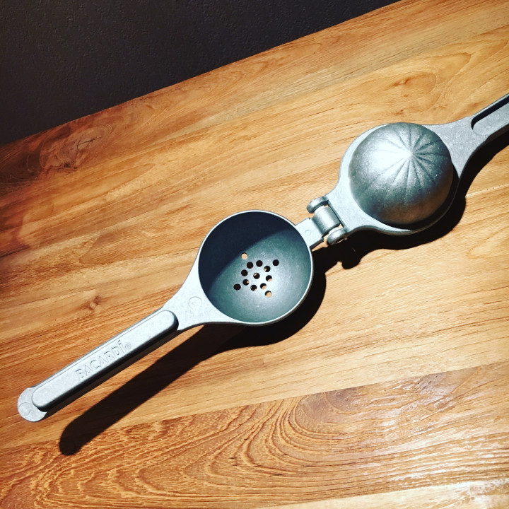 Citroen-squeezer Bacardi model 1