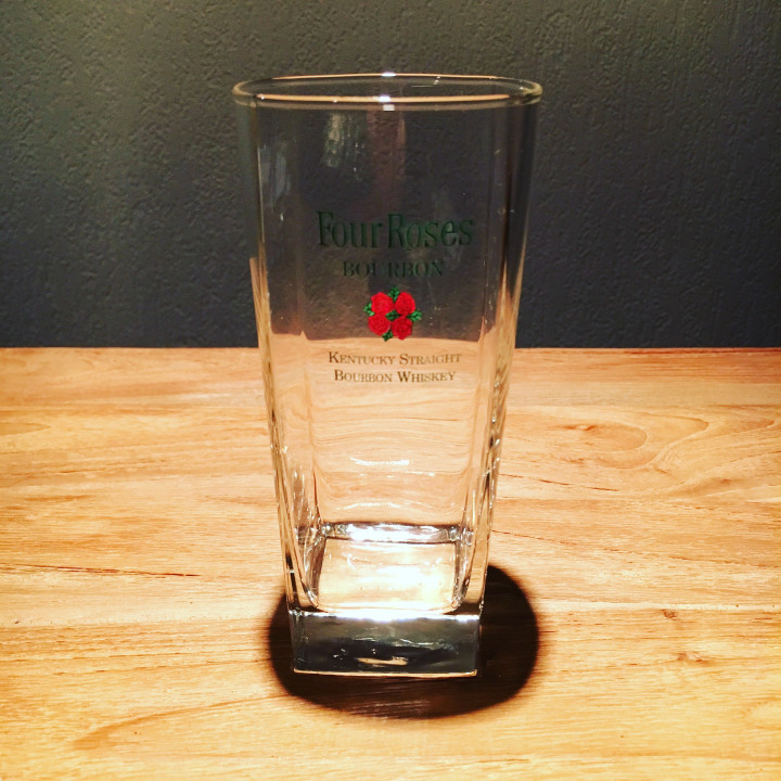 Glas Four Roses long drink