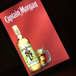 Cadre Captain Morgan LED
