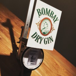 Dispenser Bombay Dry Gin model 2 – 4cl