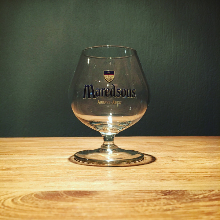 Tasting glass beer Maredsous (galopin)