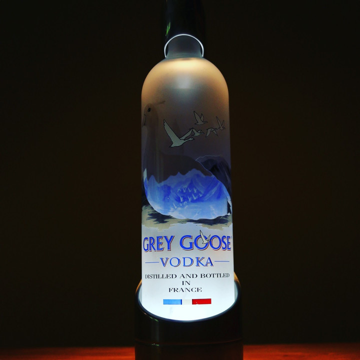 Bottle Glorifier Grey Goose with handle