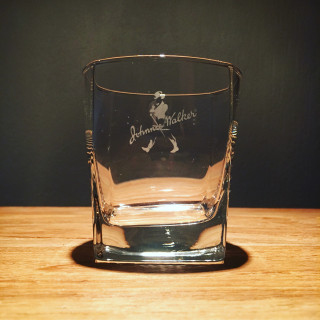 Glas Johnnie Walker on the rocks model 4