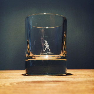 Glass Johnnie Walker on the rocks model 7