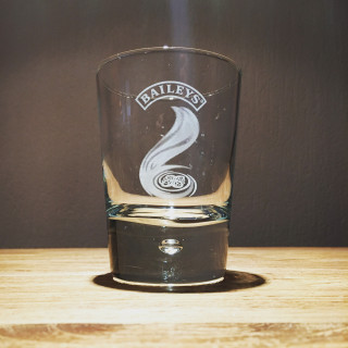 Glas Baileys vuur