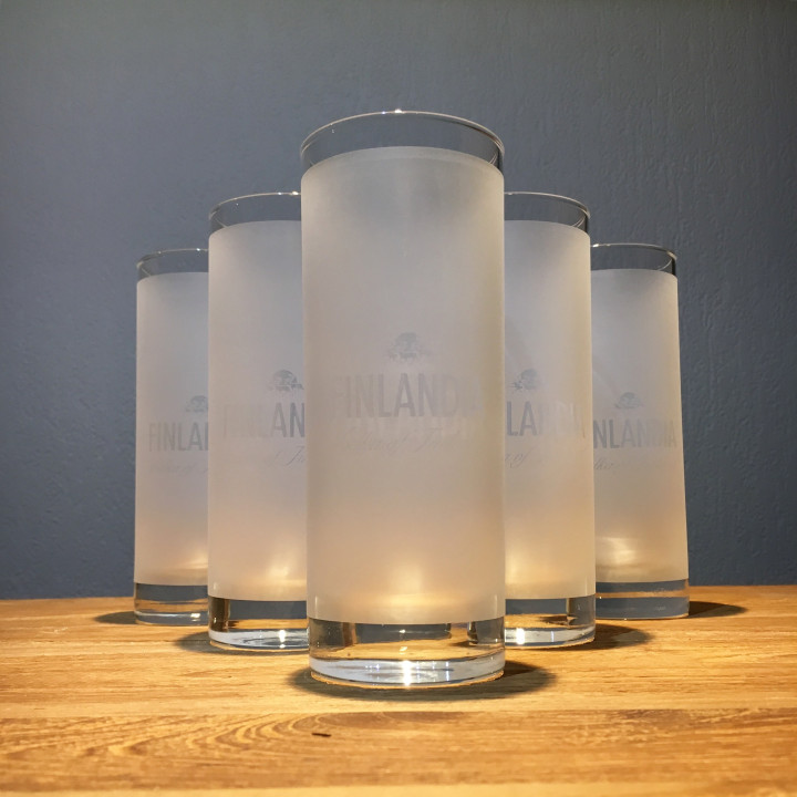 Verre Finlandia long drink givré