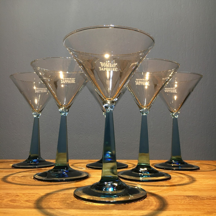 Glass Bombay Sapphire margarita model 2