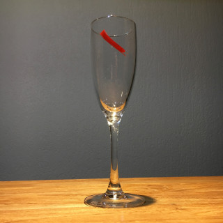 Flûte Mumm Cordon Rouge modèle 2