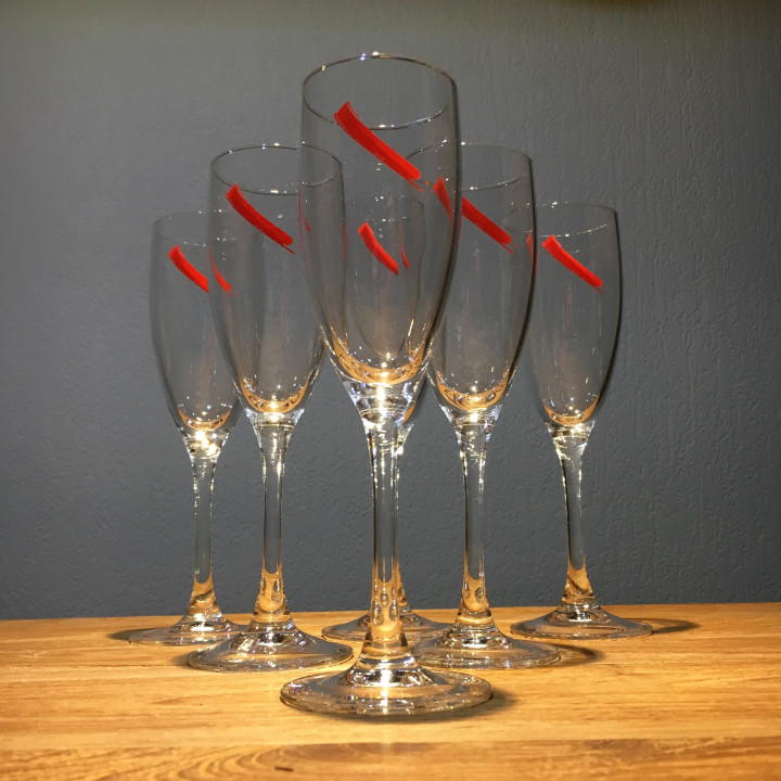 Flûte Mumm Cordon Rouge modèle 2