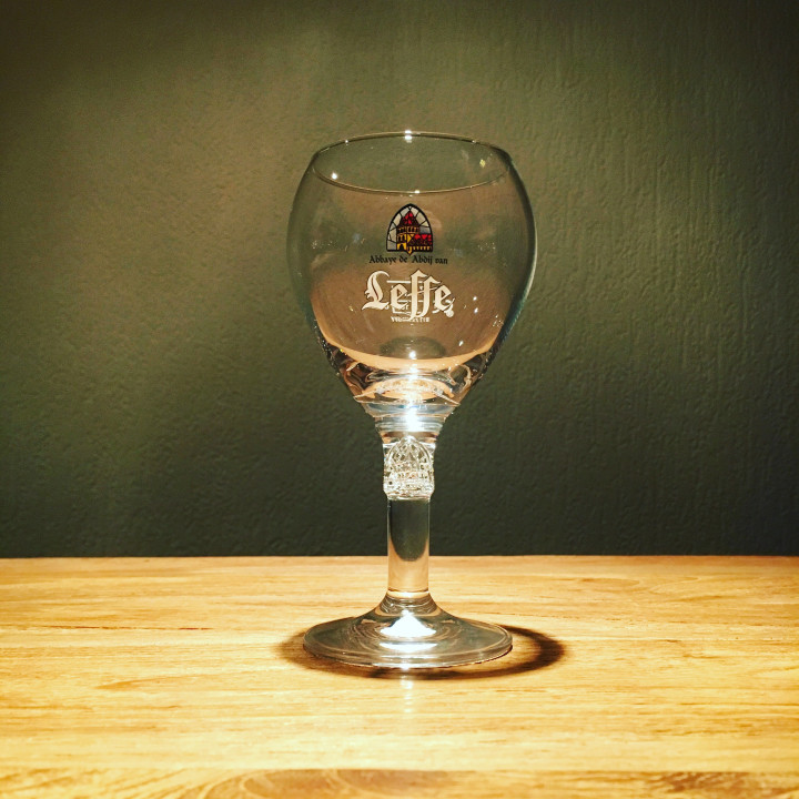 Verre bière Leffe modèle galopin 7,5cl