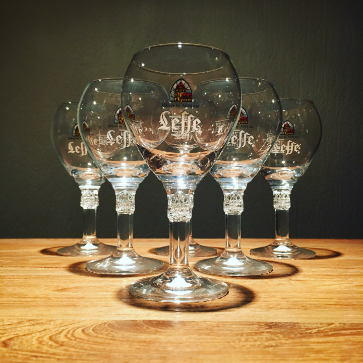 Verre bière Leffe modèle galopin 7,5cl