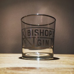 Glas Bishop's gin