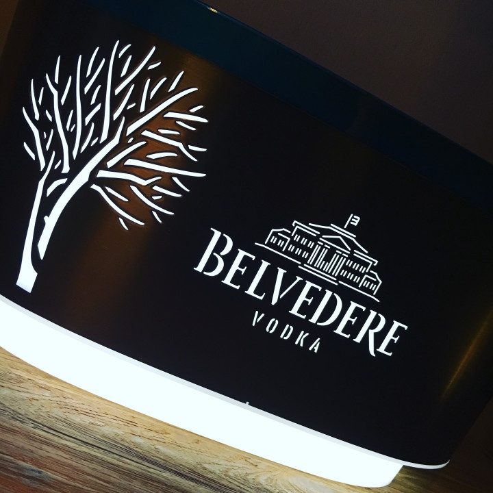 Bottle & Ice bucket Belvedere vodka LED 4b