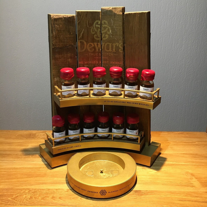 Glorifier Dewar's deluxe