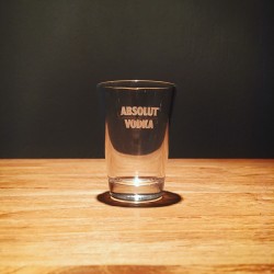Glas shooter Absolut Vodka...