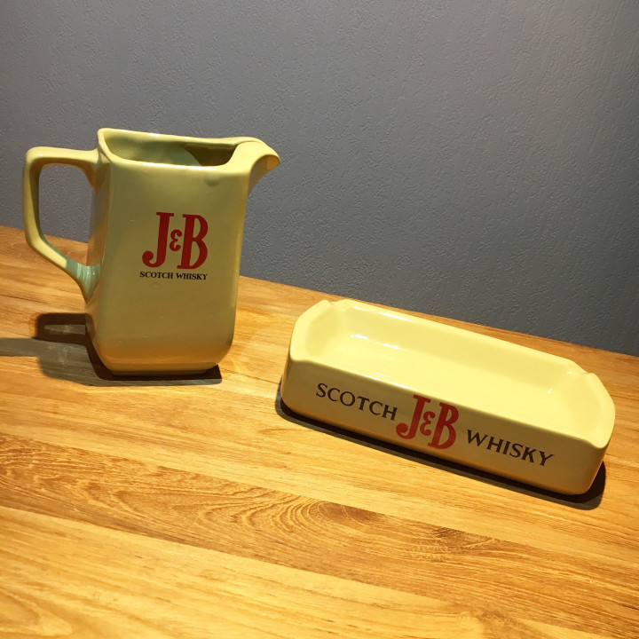 Set J&B Pichet + ashtray in ceramic