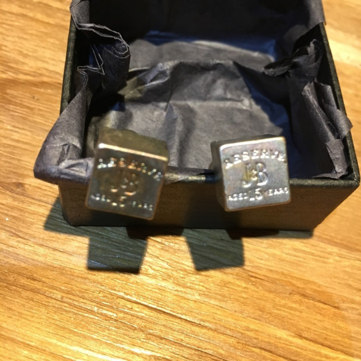 Set badges J&B