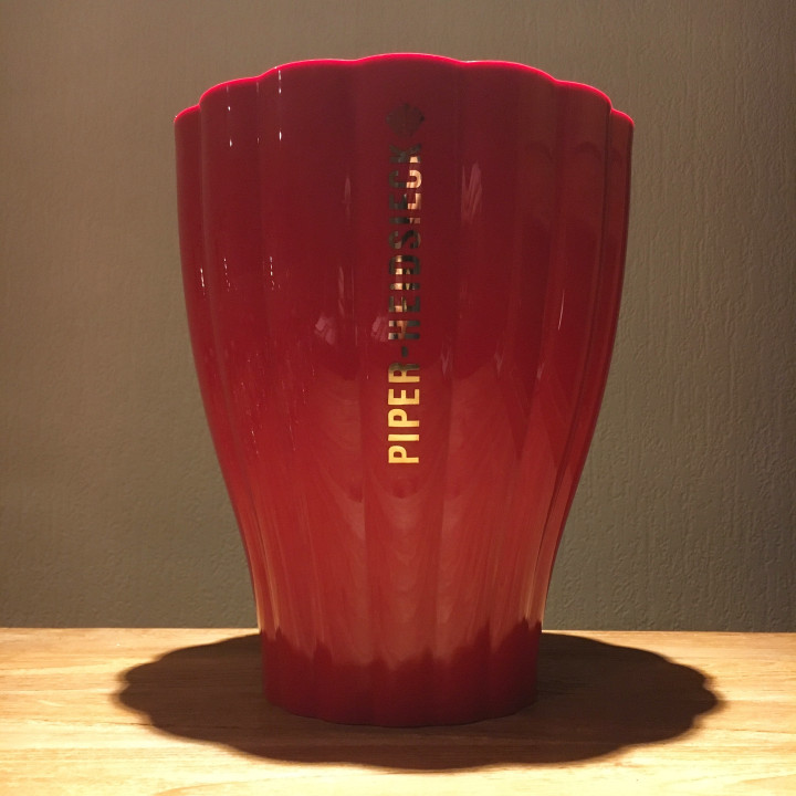 Bottle bucket Piper Heidsieck Jaime Hayon 1b