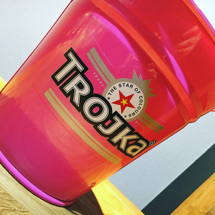 Bottle Bucket Trojka in metal