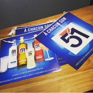 Paper banner Pastis 51