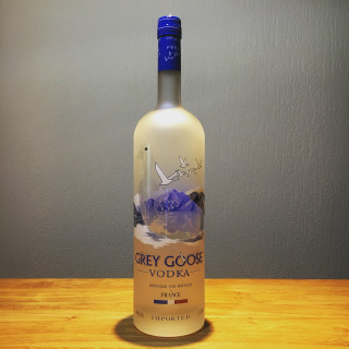 Bouteille factice Grey Goose 1,75L