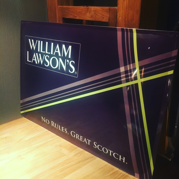 Wall plate William Lawson's metal