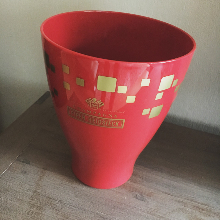 Vasque Piper Heidsieck pvc rouge modèle 2