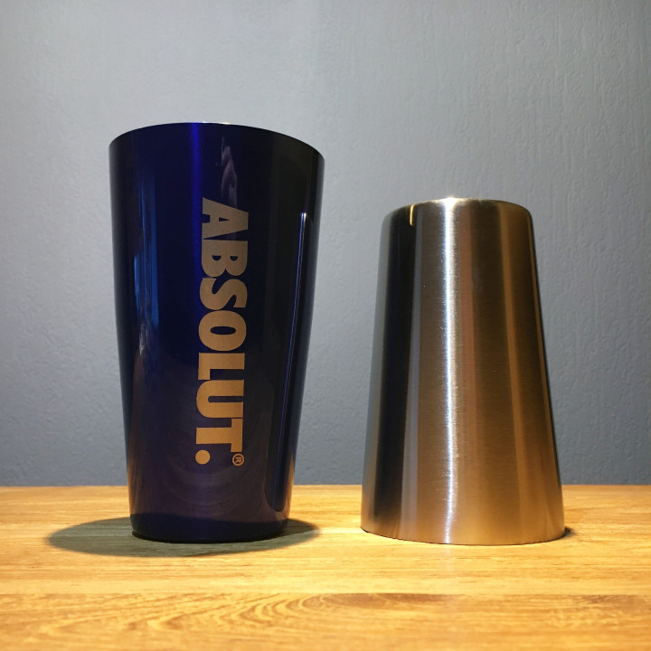 Shaker Absolut vodka model 2