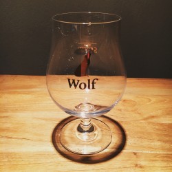 Glass beer Wolf small