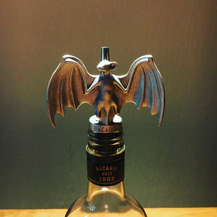 Pourer Bacardi model 4
