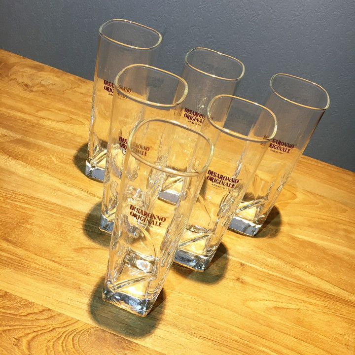 Glas Amaretto Disaronno long drink