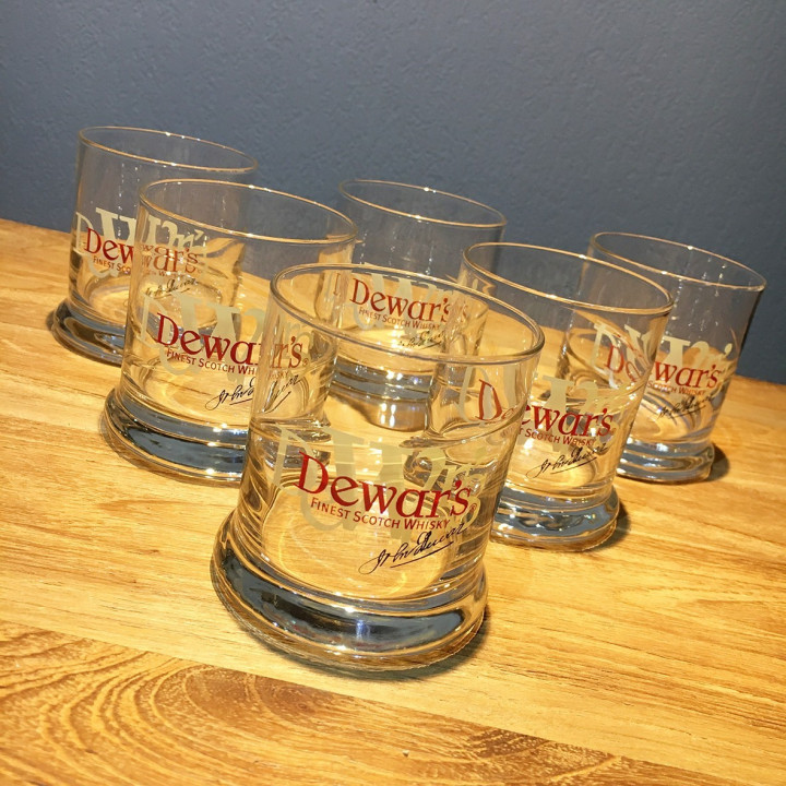 Glass Dewar's on the rocks model 2