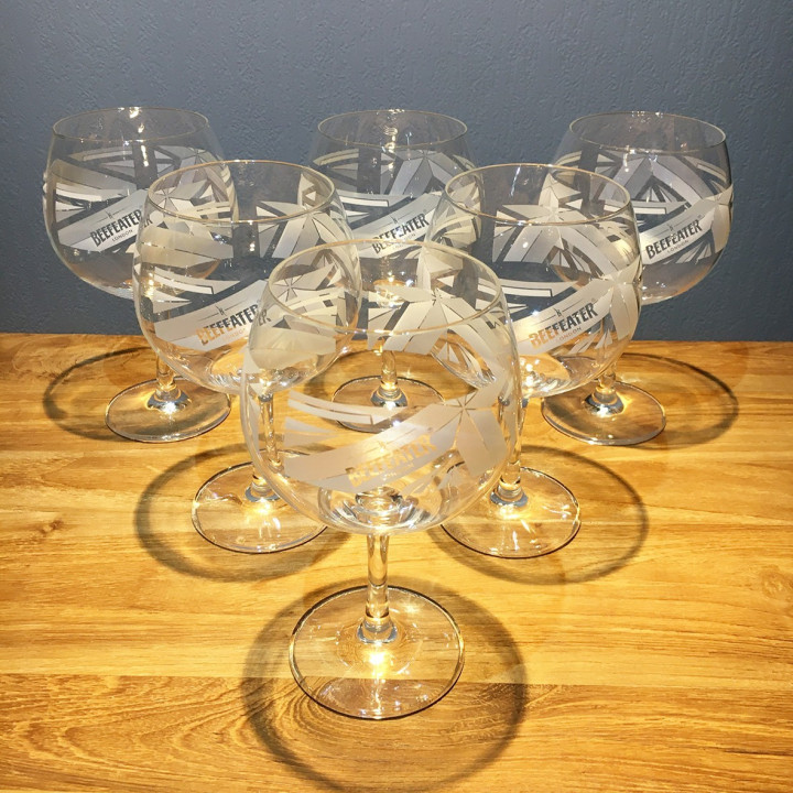 Glass Beefeater piscine model 2