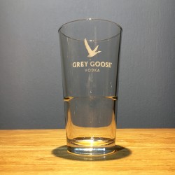 Glas Grey Goose conisch