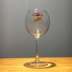 Glas Martini & Schweppes Tonic