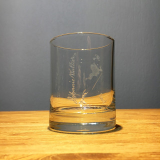 Glass Johnnie Walker on the rocks model 11