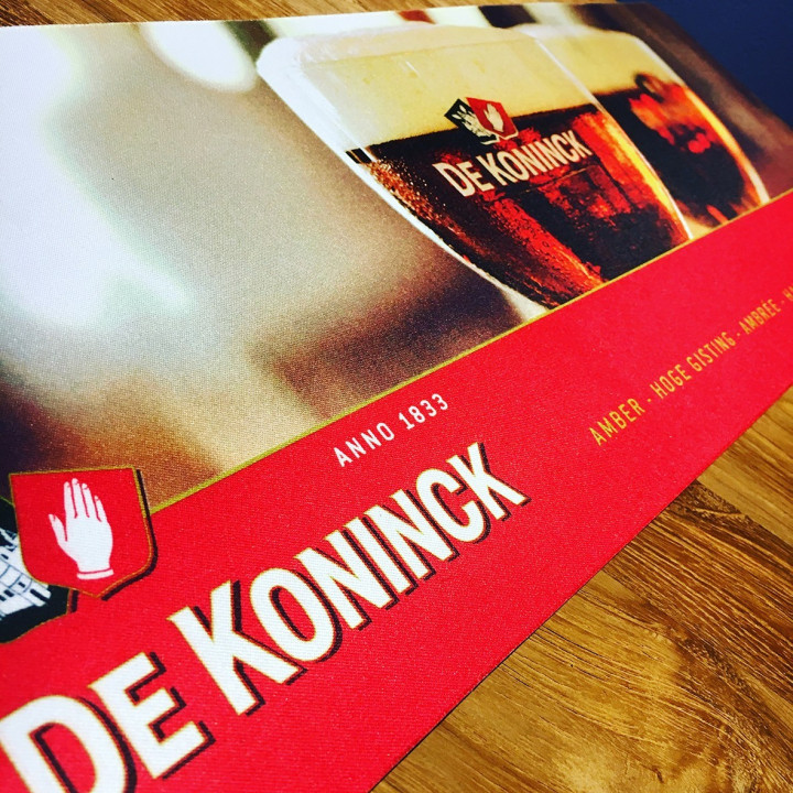 Bar runner beer De Koninck