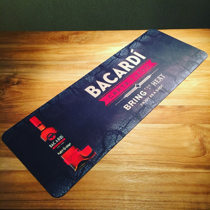Tapis de bar Bacardi Carta Fuego