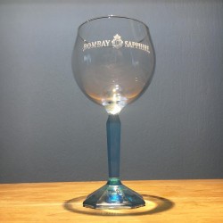 Glass Bombay Sapphire...