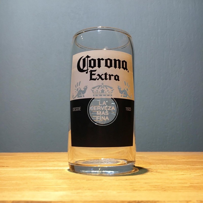 Glas bier Corona Extra