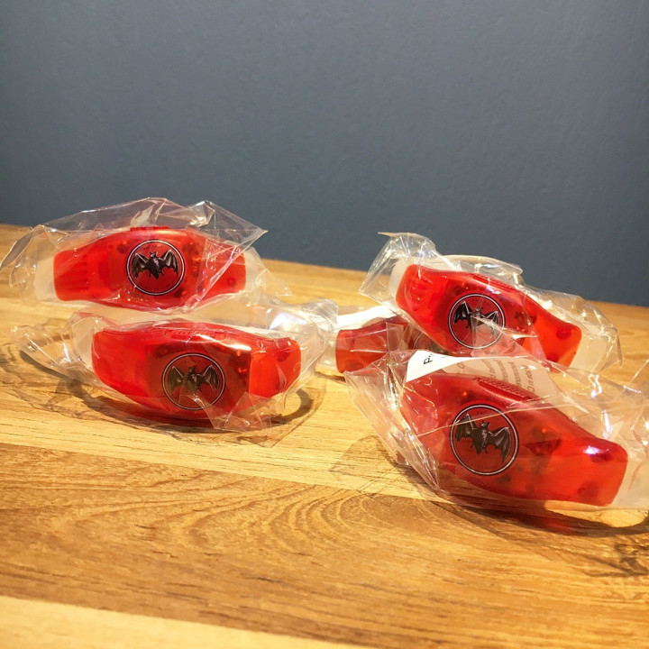 Light-emitting bracelet Bacardi x5