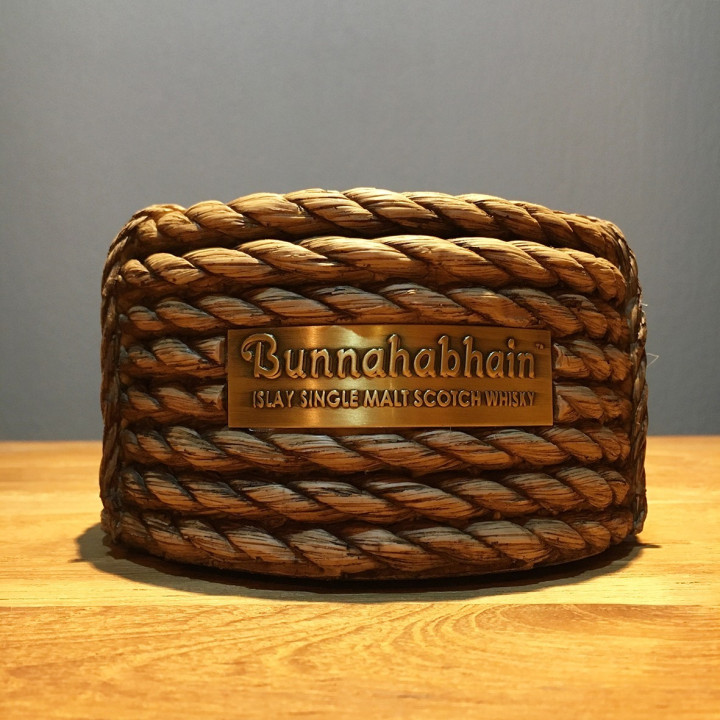 Glorifier Bunnahabhain Islay Single Malt Scotch Whisky