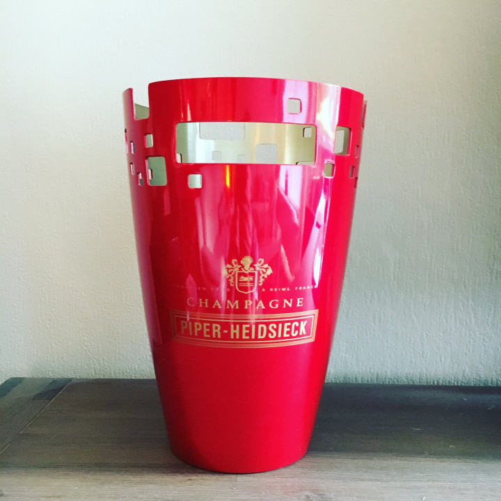 Bottle bucket Piper Heidsieck red 1b