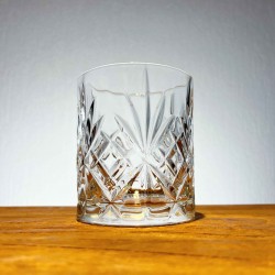 Verre Remy Martin on the rocks