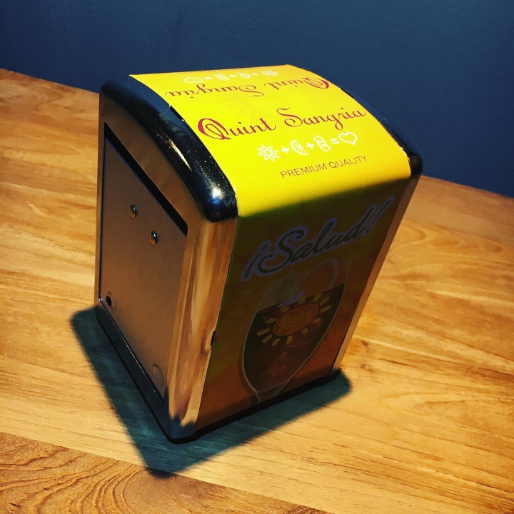 Distributeur de serviettes Sangria Quint