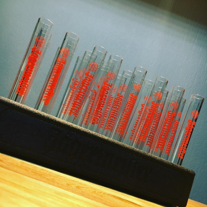 Présentoir shooters Jägermeister modèle 3