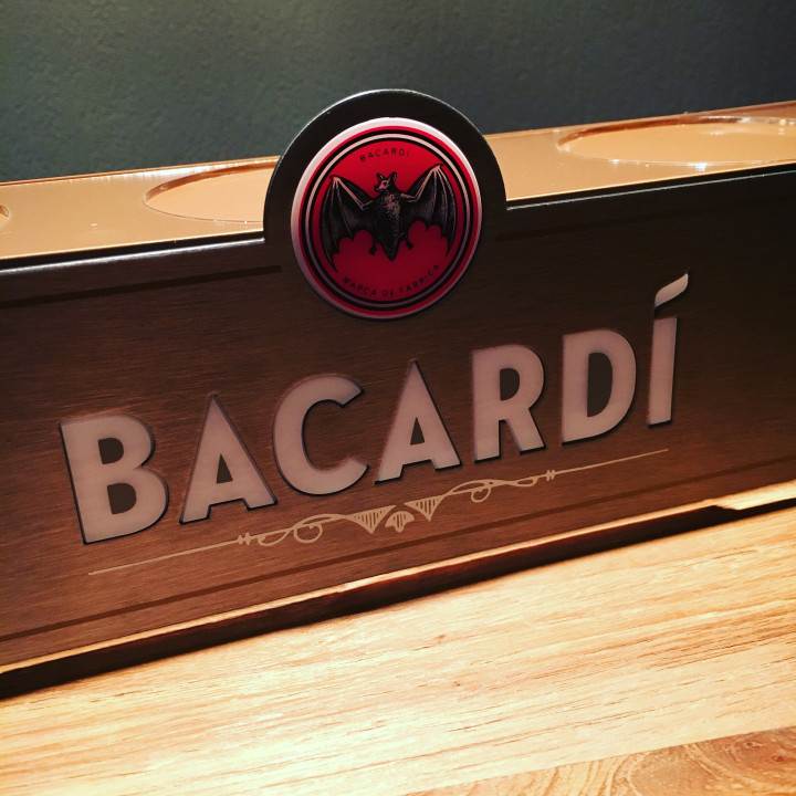 Glorifier Bacardi