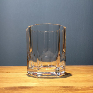 Glass The Famous Grouse whisky on the rocks model 2