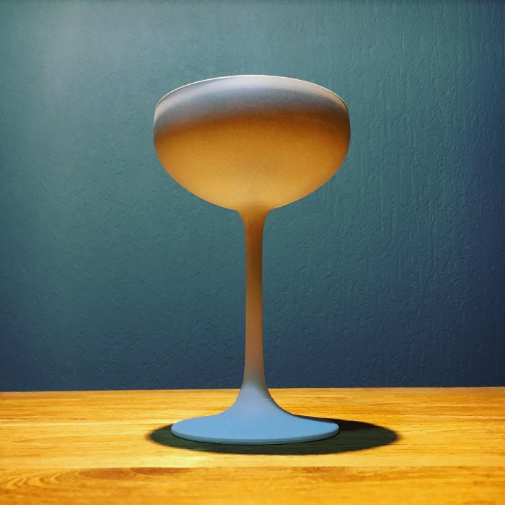 Verre Snow Leopard Vodka sur pied